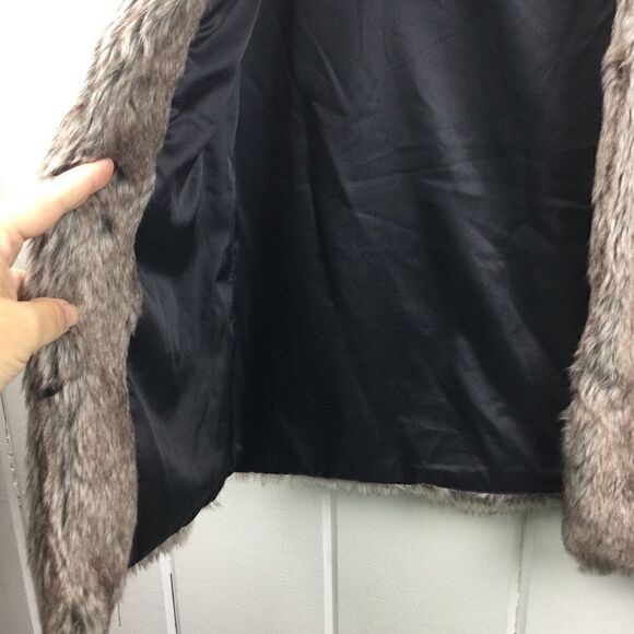 Aldo Faux Fur Brown Vest w/Side Pockets - Medium - Picture 4 of 10